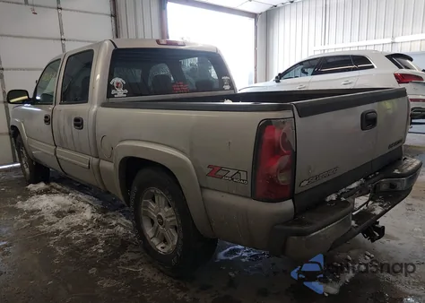 2005 Chevrolet Silverado 1500 Z71 из США, поврежденный, VIN 2GCEK13T451340274